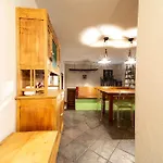 Sestriere Base, Navetta Gratis, Parcheggio Privato