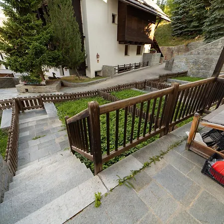 Sestriere Base, Navetta Gratis, Parcheggio Privato Sauze di Cesana