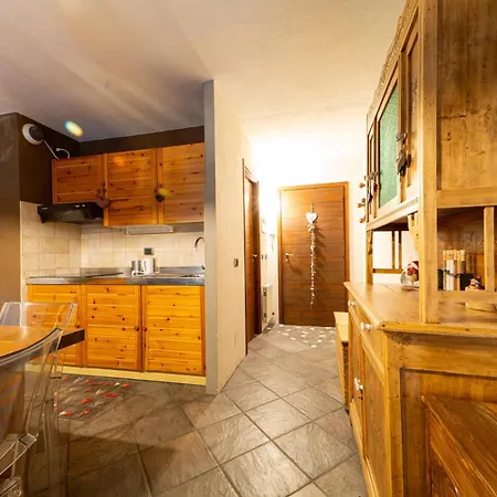 Sestriere Base, Navetta Gratis, Parcheggio Privato