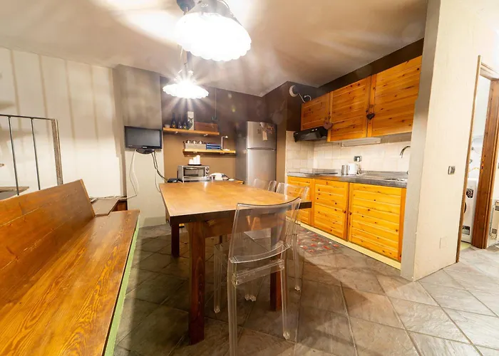 Sestriere Base, Navetta Gratis, Parcheggio Privato *